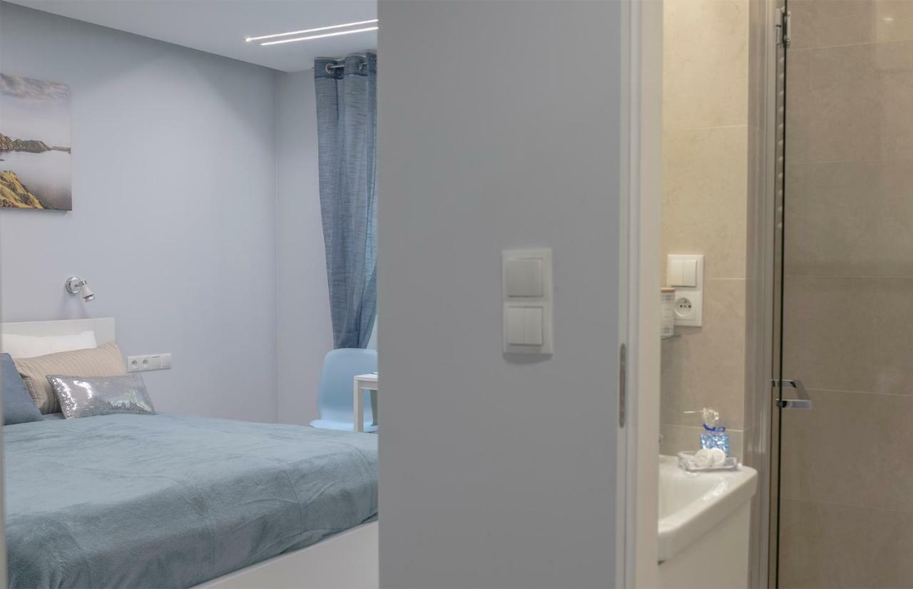 Wlr Apartments - Hoza I Варшава Экстерьер фото