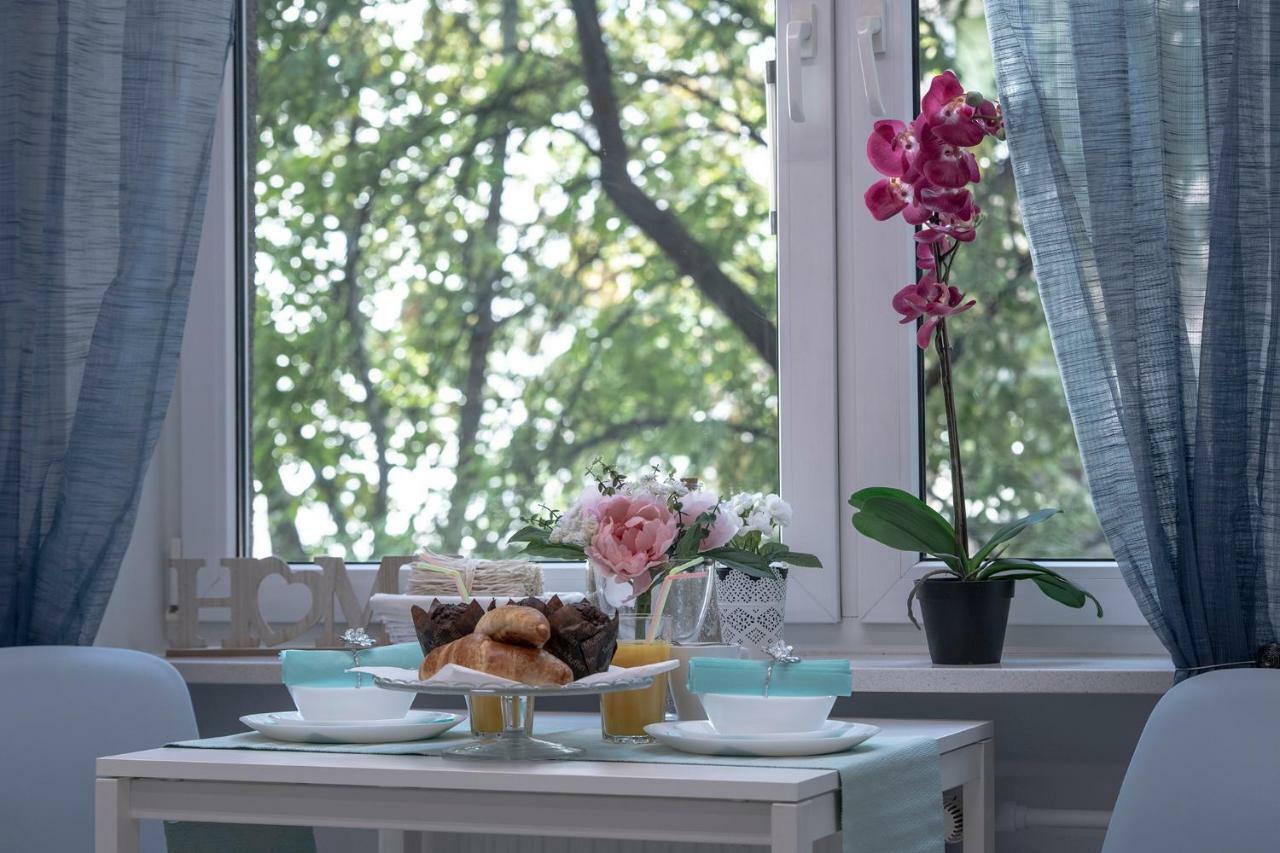 Wlr Apartments - Hoza I Варшава Экстерьер фото