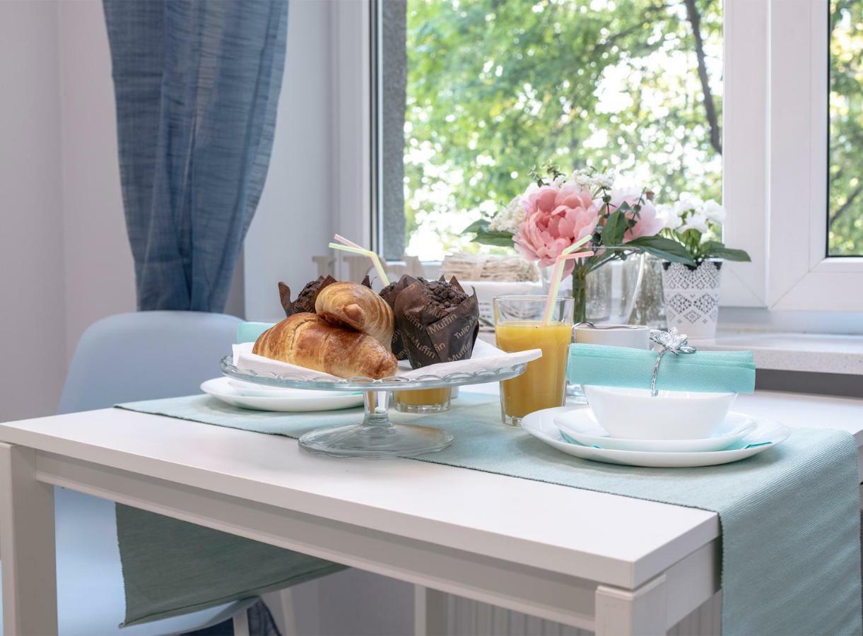 Wlr Apartments - Hoza I Варшава Экстерьер фото