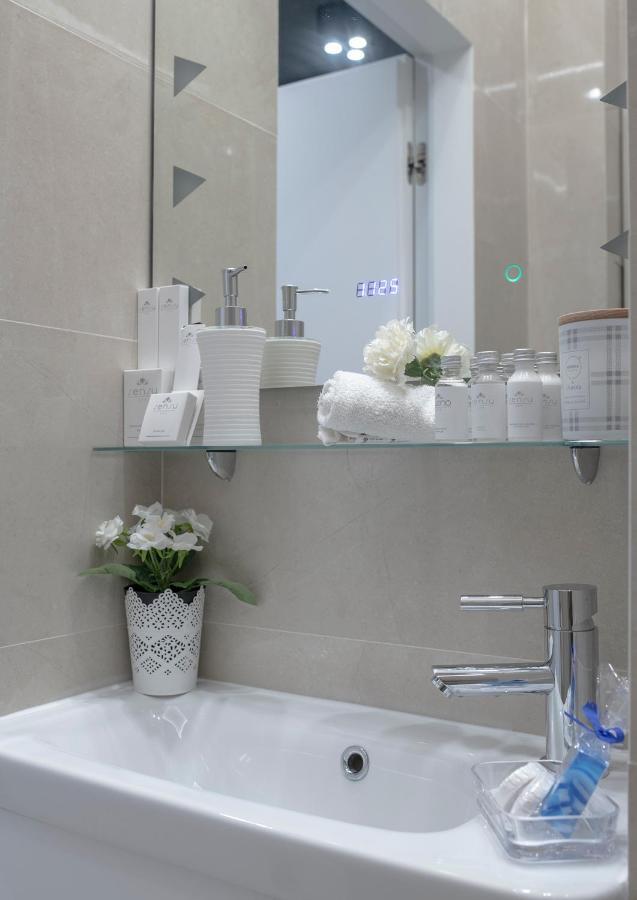 Wlr Apartments - Hoza I Варшава Экстерьер фото