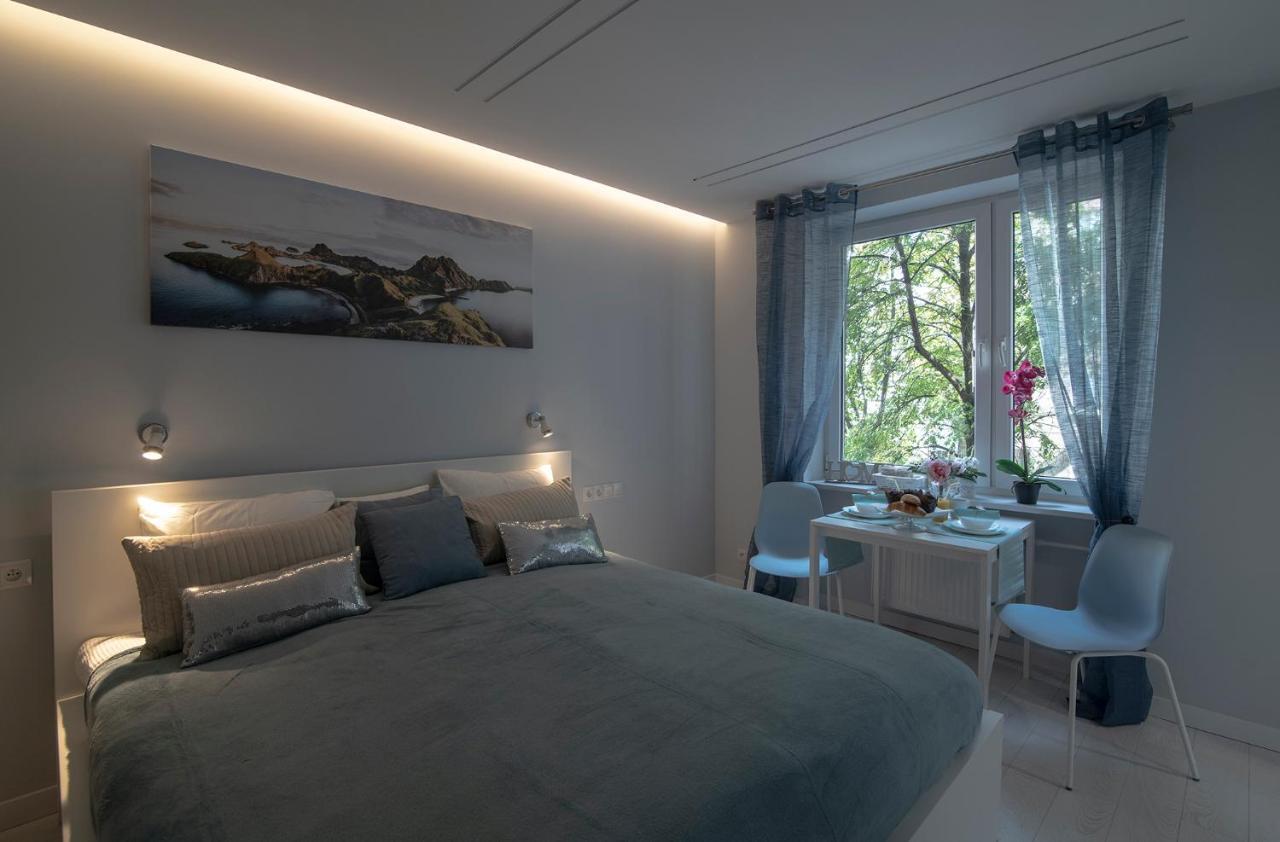 Wlr Apartments - Hoza I Варшава Экстерьер фото